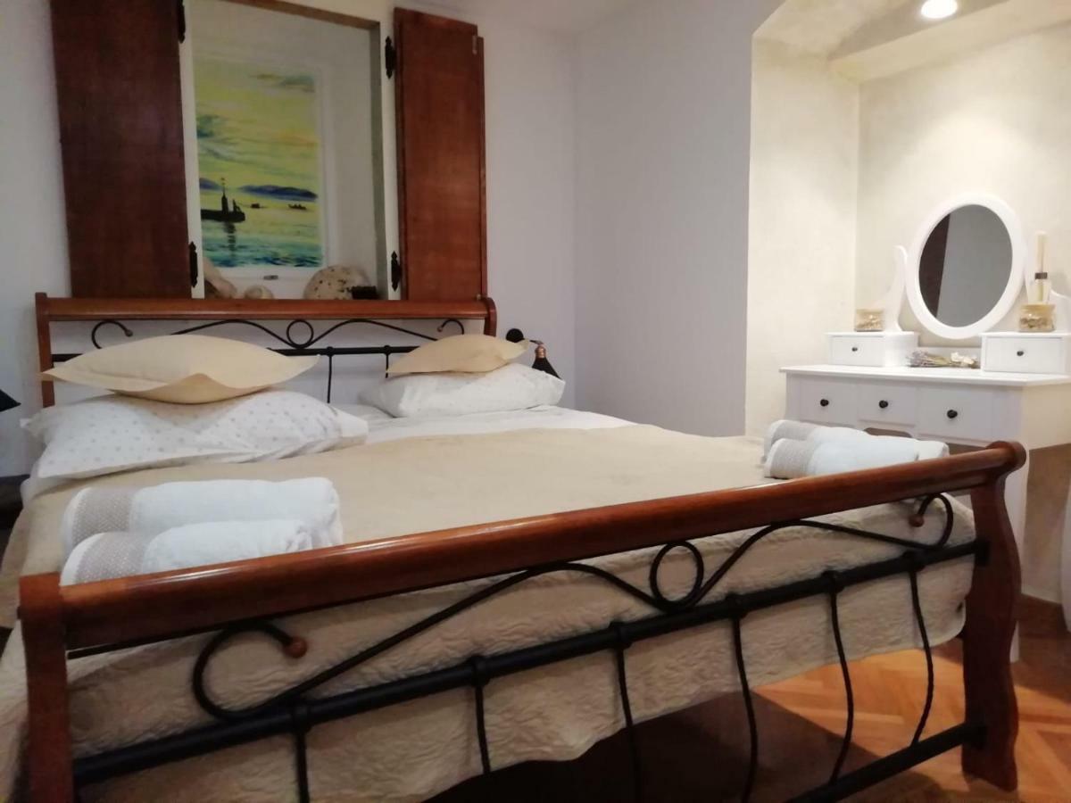Apartman Teta Jadre Макарська Екстер'єр фото